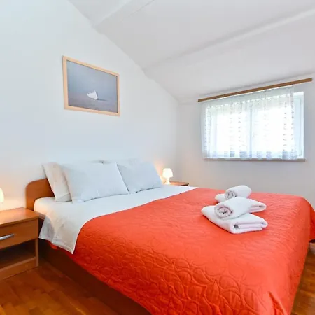 Fuer 5 Personen Ca 50 Qm In Medulin, Istrien Suedkueste Von Istrien Apartment
