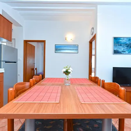 Fuer 5 Personen Ca 50 Qm In Medulin, Istrien Suedkueste Von Istrien Apartment *